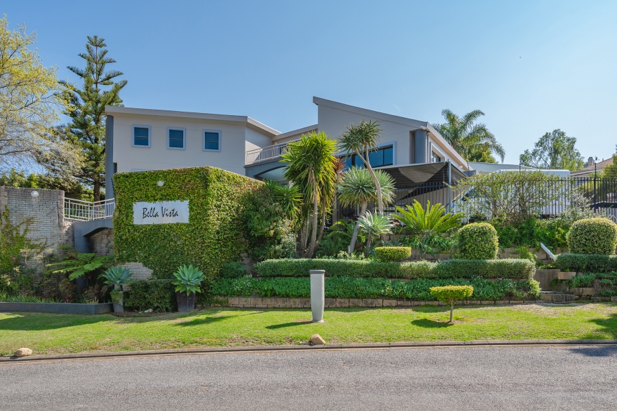 4 Bedroom Property for Sale in La Concorde Western Cape